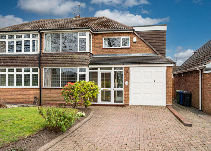 3 Bedroom Semi Detached House For Sale In The Plantation, Pensnett, Brierley Hill, DY5