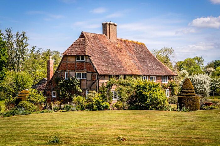 5 Bedroom Detached House For Sale In Thorncombe Street, Palmers Cross, Bramley, Guildford, GU5