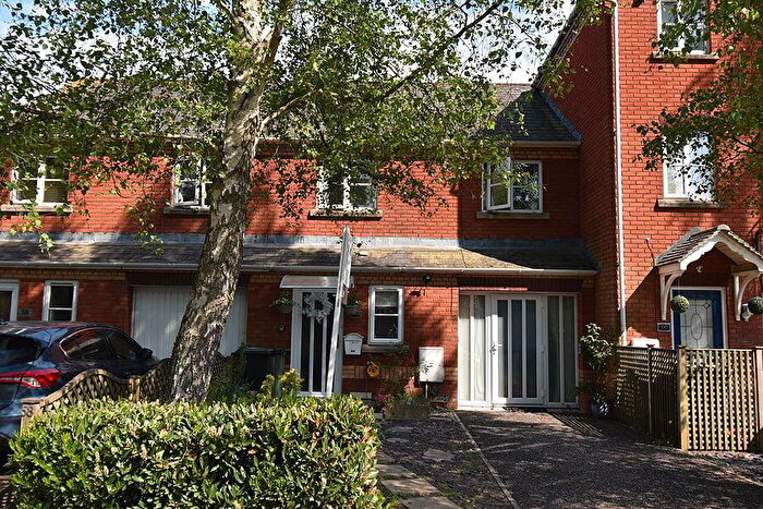 3 Bedroom Terraced House For Sale In Lewis Crescent, Clyst Heath, Exeter, EX2