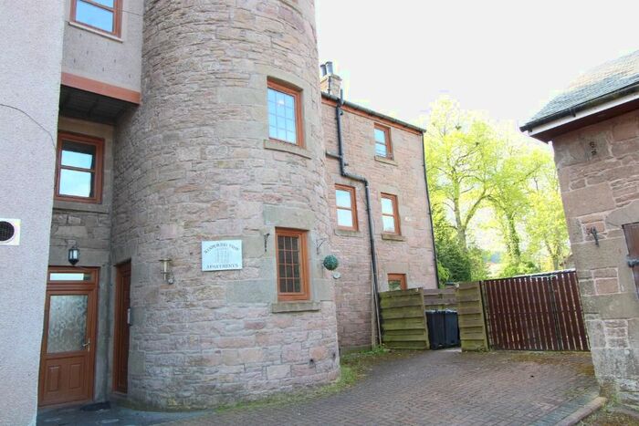 2 Bedroom Flat To Rent In Commercial Street, Newtyle, PH12
