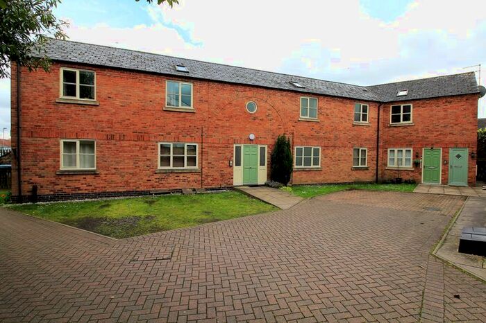 2 Bedroom Flat To Rent In Dudley Street, Sedgley, Dudley, DY3