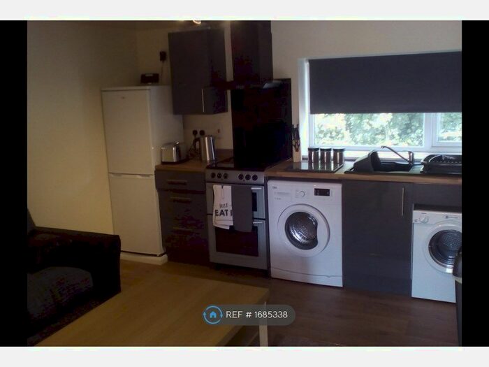 1 Bedroom Flat To Rent In Trent Vale, Stoke-On-Trent, ST4