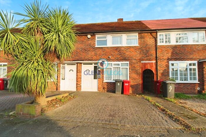 2 Bedroom Property To Rent In Wilford Road, Langley, Slough, SL3