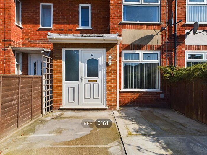 2 Bedroom Terraced House To Rent In Moorhouse Road, HU5