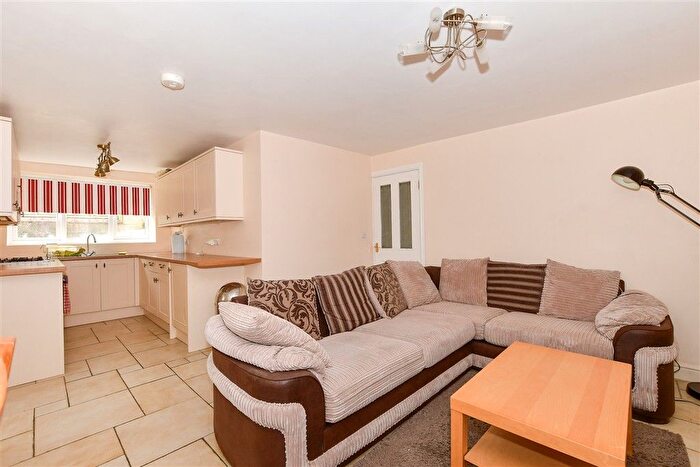 2 Bedroom Maisonette For Sale In New Town, Uckfield, East Sussex, TN22