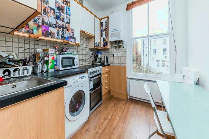4 Bedroom Flat To Rent In Essex Road, Islington, N1