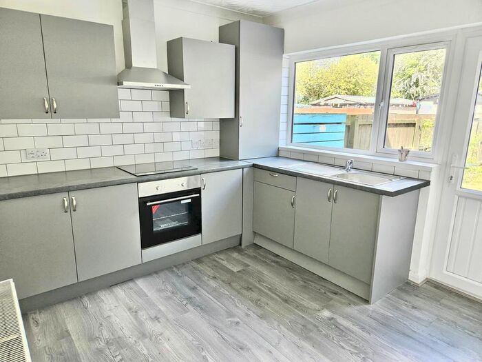 3 Bedroom Terraced House To Rent In Bethune Avenue, Hull, HU4