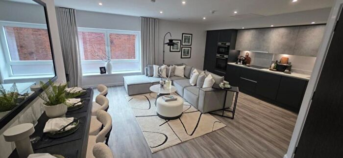 2 Bedroom Apartment For Sale In Caversham Road, Reading, RG1