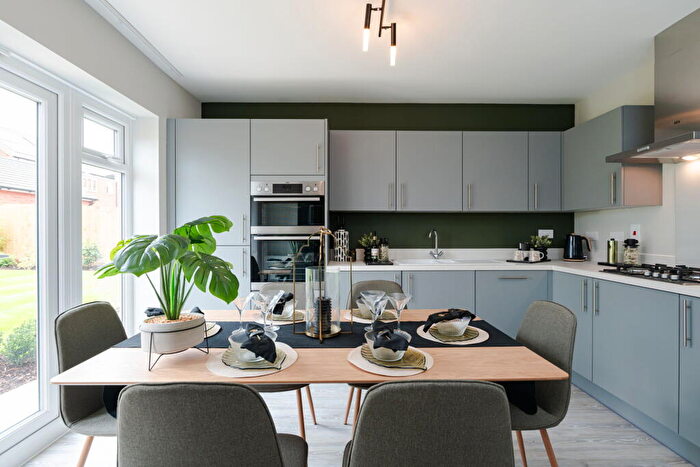 3 Bedroom Semi-Detached House For Sale In Old Holly Lane, Atherstone, CV9
