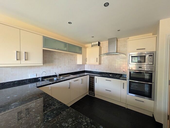 2 Bedroom Property To Rent In Hall Road West, Liverpool, L23