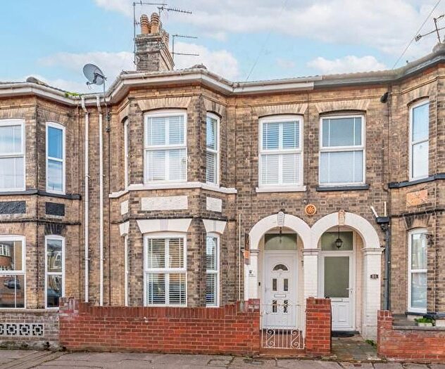 3 Bedroom Terraced House For Sale In Regent Road, Lowestoft, Suffolk, NR32