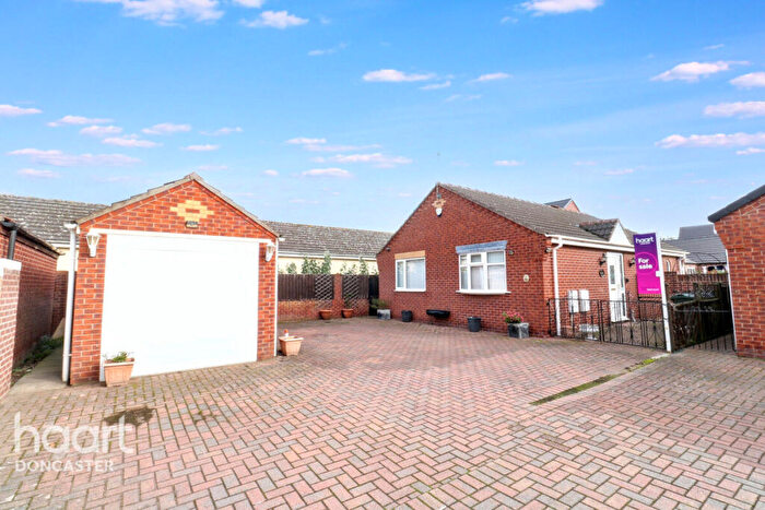 2 Bedroom Bungalow For Sale In High Street, Dunsville, Doncaster, DN7