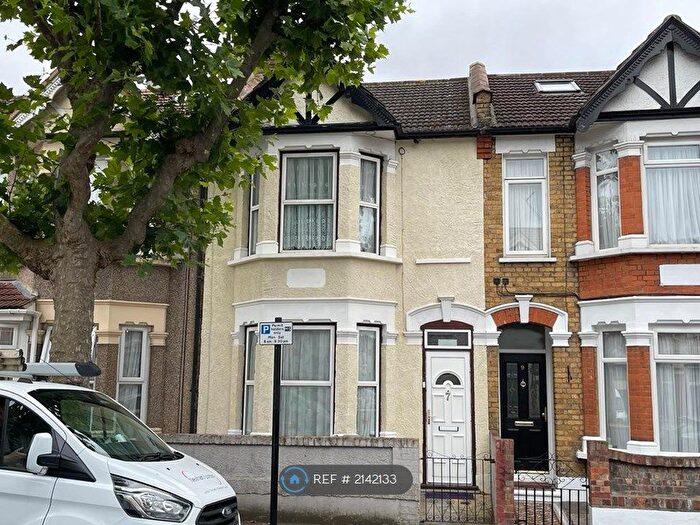 4 Bedroom Terraced House To Rent In Mitcham Road, London, E6