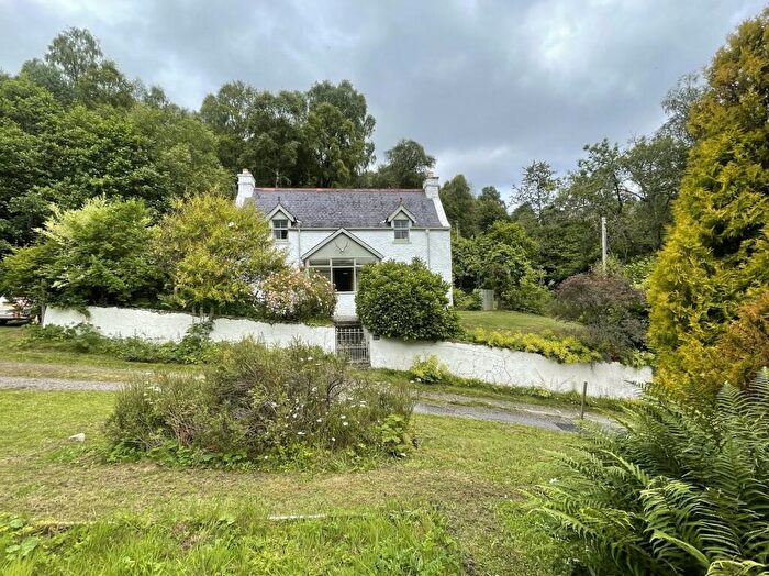 4 Bedroom Detached House For Sale In Glenview, Rychraggan, Drumnadrochit, Inverness., IV63