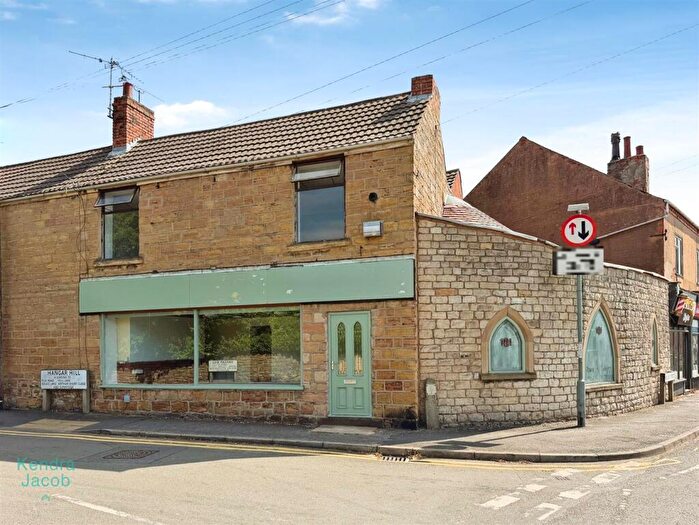 2 Bedroom Semi Detached House For Sale In Hangar Hill, Whitwell, S80
