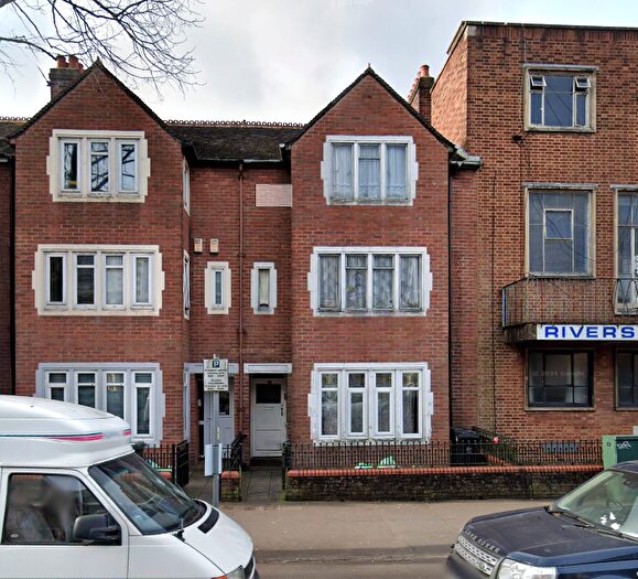 2 Bedroom Flat To Rent In Neville Street, Cardiff, CF11