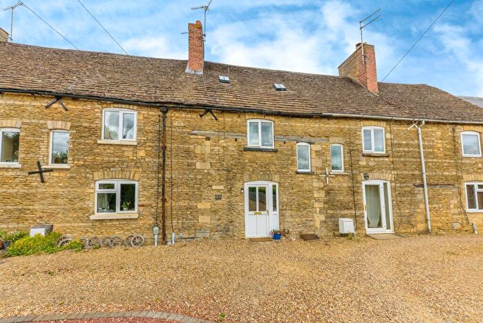 3 Bedroom Character Property For Sale In Main Road, Uffington, Stamford, PE9
