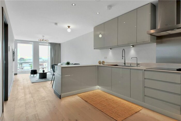 1 Bedroom Flat To Rent In Station Square, Cambridge, CB1