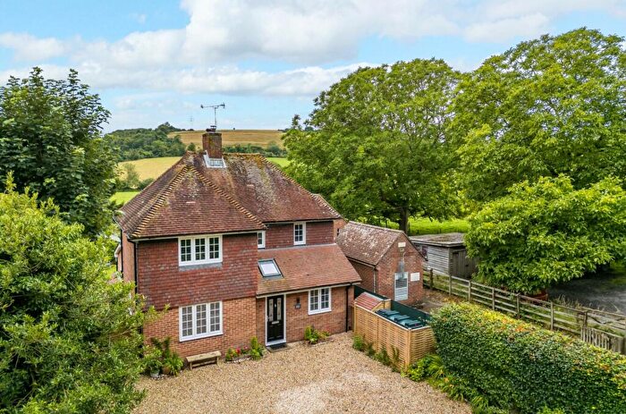 3 Bedroom Detached House For Sale In Singleton, Chichester, PO18