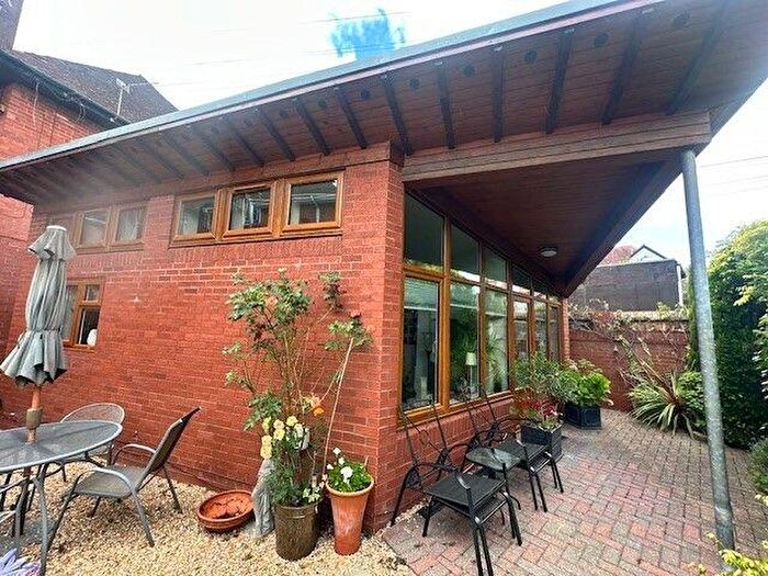 1 Bedroom Terraced Bungalow For Sale In Littleham Road, Exmouth, EX8