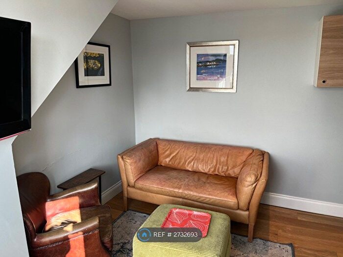 1 Bedroom Flat To Rent In Regent Quay, Aberdeen, AB11