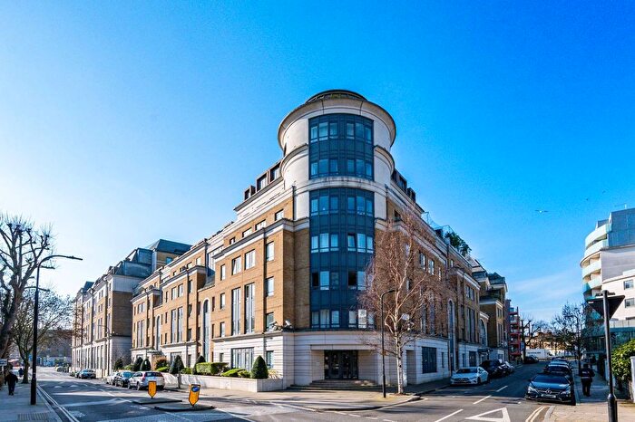 3 Bedroom Flat To Rent In Greville Road, Kilburn, London, NW6