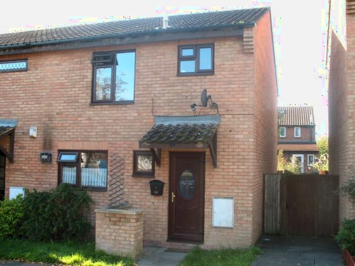 3 Bedroom End Of Terrace House To Rent In Warrens Shawe Lane, Edgware, Middlesex, HA8