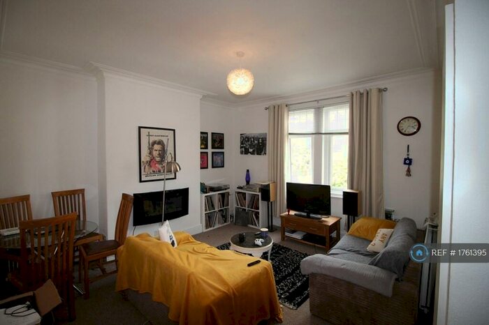 1 Bedroom Flat To Rent In Claremont Villas, Leeds, LS2