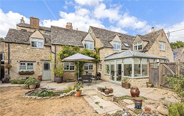 4 Bedroom Cottage For Sale In New Road, Bampton, Oxfordshire, OX18