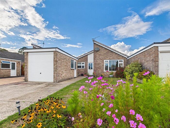 2 Bedroom Bungalow For Sale In Treeside, Highcliffe, Dorset, BH23
