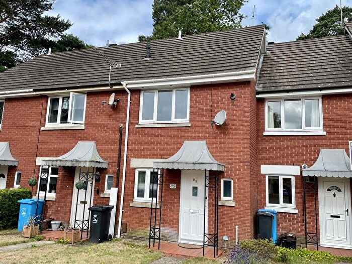2 Bedroom Terraced House For Sale In Goldfinch Road, Creekmoor, BH17