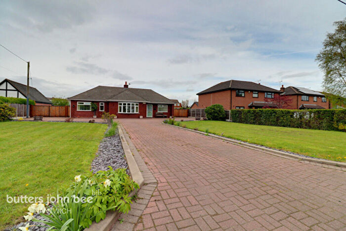 3 Bedroom Bungalow For Sale In Newcastle Road, Shavington, CW2