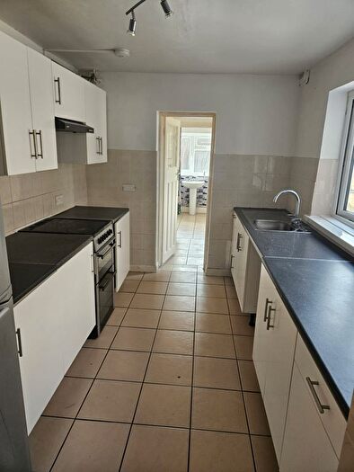 3 Bedroom Terraced House To Rent In Bertram Road, Enfield, EN1