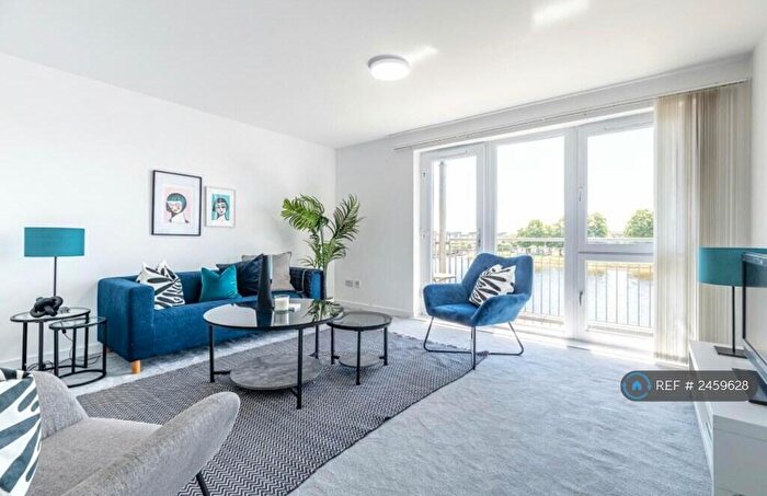 2 Bedroom Flat To Rent In Ellerslie Path, Glasgow, G14