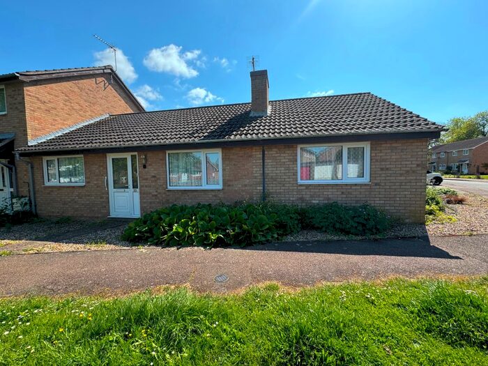3 Bedroom Bungalow To Rent In Rowan Green, Elmswell, Bury St. Edmunds, IP30