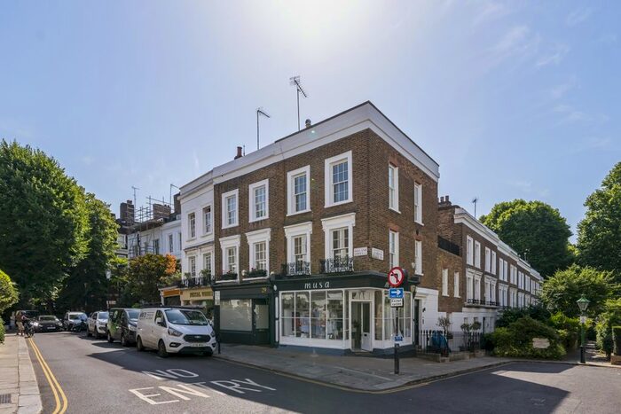 3 Bedroom Maisonette To Rent In Holland Street, London, W8