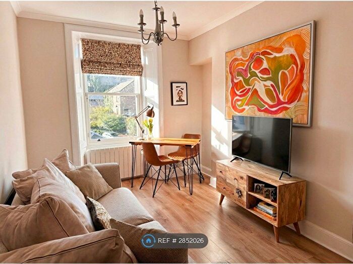 1 Bedroom Flat To Rent In High St, Linlithgow, EH49