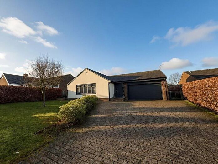 5 Bedroom Detached Bungalow For Sale In Chantry Place, West Rainton, DH4