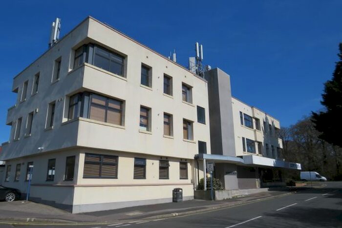 1 Bedroom Flat To Rent In Silvester House, Cowplain, PO8