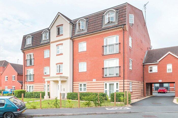2 Bedroom Flat For Sale In Ray Mercer Way, Kidderminster, Worcestershire, DY10