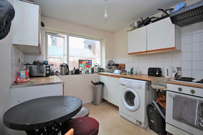 2 Bedroom Flat For Sale In Argyle Road, Brighton, BN1