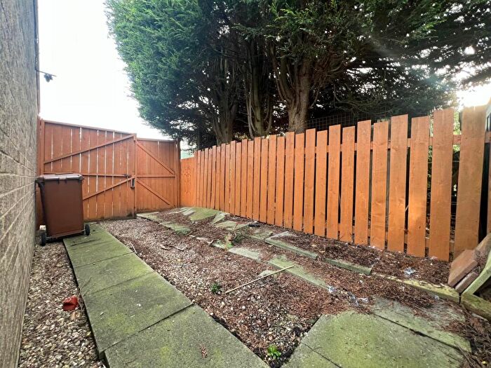 2 Bedroom Terraced House For Sale In Hartside Gardens, Long Eaton, NG10