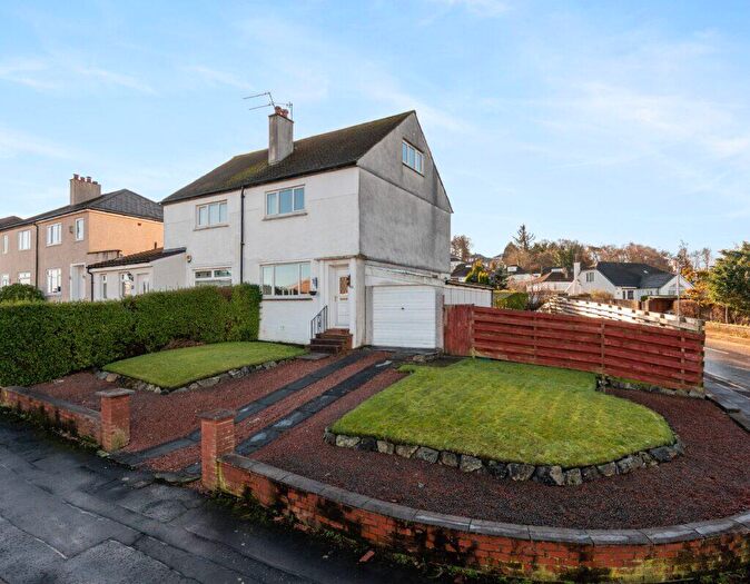 2 Bedroom Semi-Detached House For Sale In Vardar Avenue, Clarkston, G76