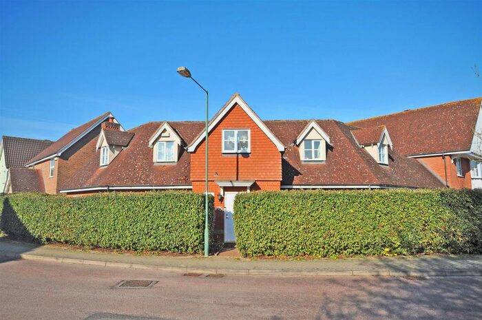 4 Bedroom Link Detached House To Rent In Cuckoo Way, Great Notley, Braintree, CM77