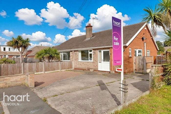 2 Bedroom Semi-Detached Bungalow For Sale In Victor Drive, North Hykeham, LN6