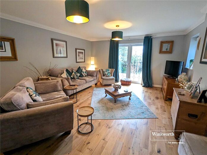 3 Bedroom Bungalow For Sale In Firshill, Christchurch, Dorset, BH23
