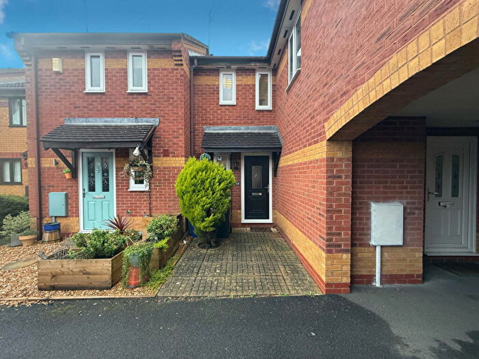 1 Bedroom Mews For Sale In Richardson Drive, Wollaston Park, Stourbridge, DY8
