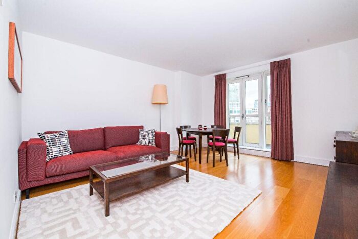 2 Bedroom Apartment For Sale In Berkeley Tower, Westferry Circus, Tower Hamlets, London, E14