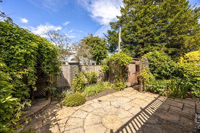 2 Bedroom Detached House For Sale In The Street, Bramber, BN44