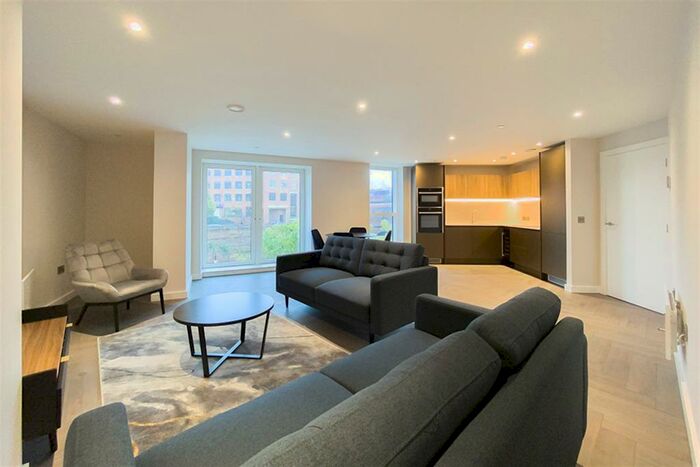 2 Bedroom Apartment To Rent In B. Castle Wharf, M15